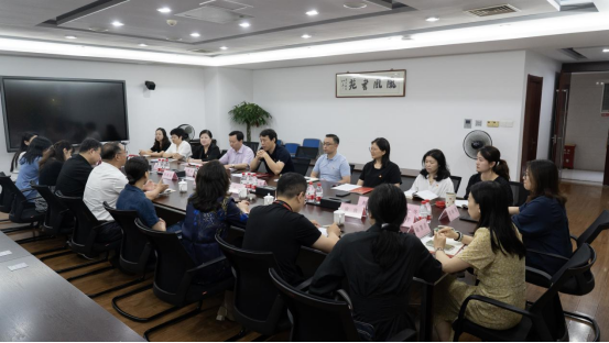 凤凰集团第四党支部与音像数媒党总支开展共建学习